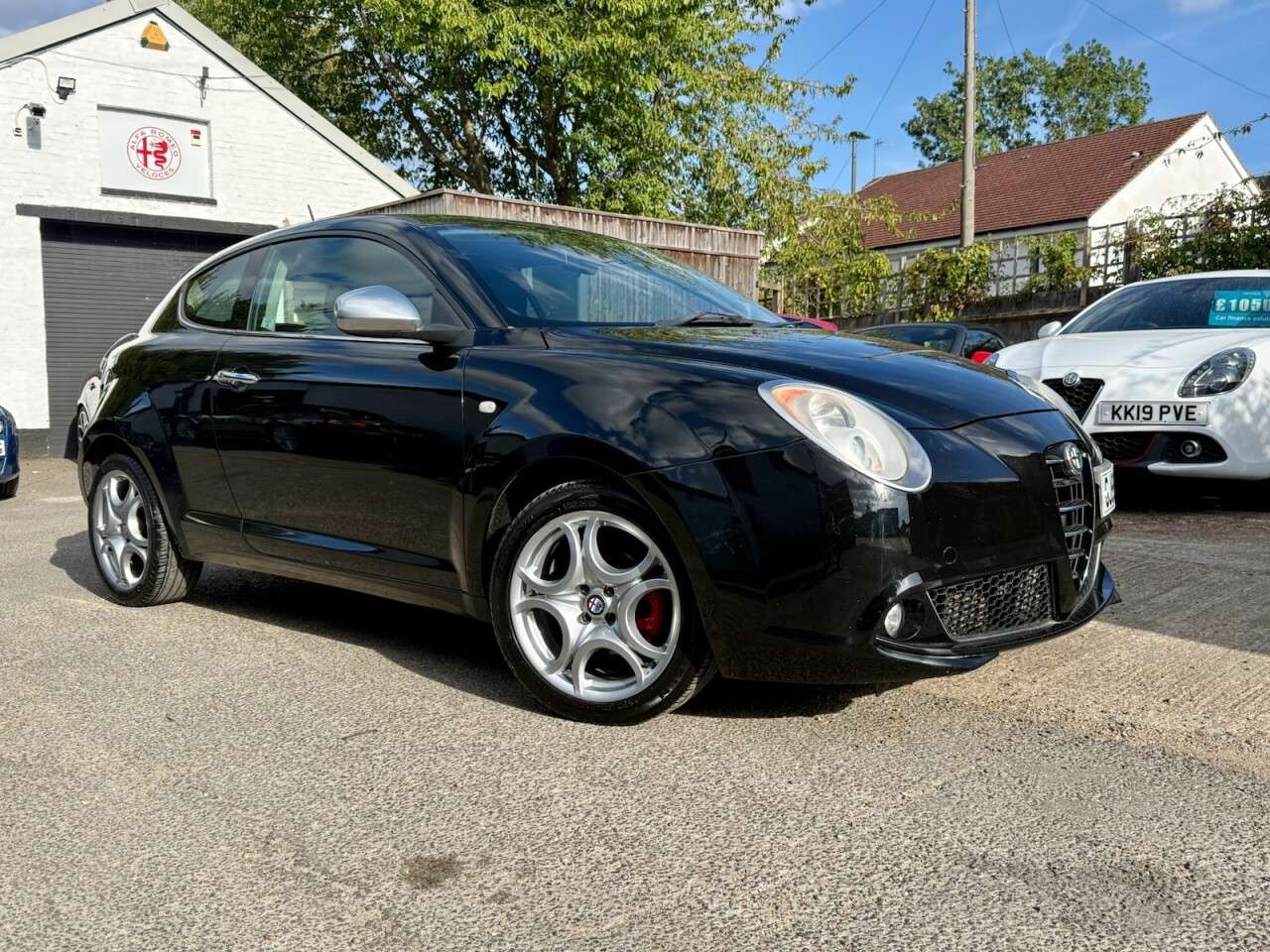 A 2009 ALFA ROMEO MITO 1.4 TB Veloce Hatchback 3dr Petrol Manual Euro 4 (120 bhp) A 2009 ALFA ROMEO MITO 1.4 TB Veloce Hatchback 3dr Petrol Manual Euro 4 (120 bhp)
