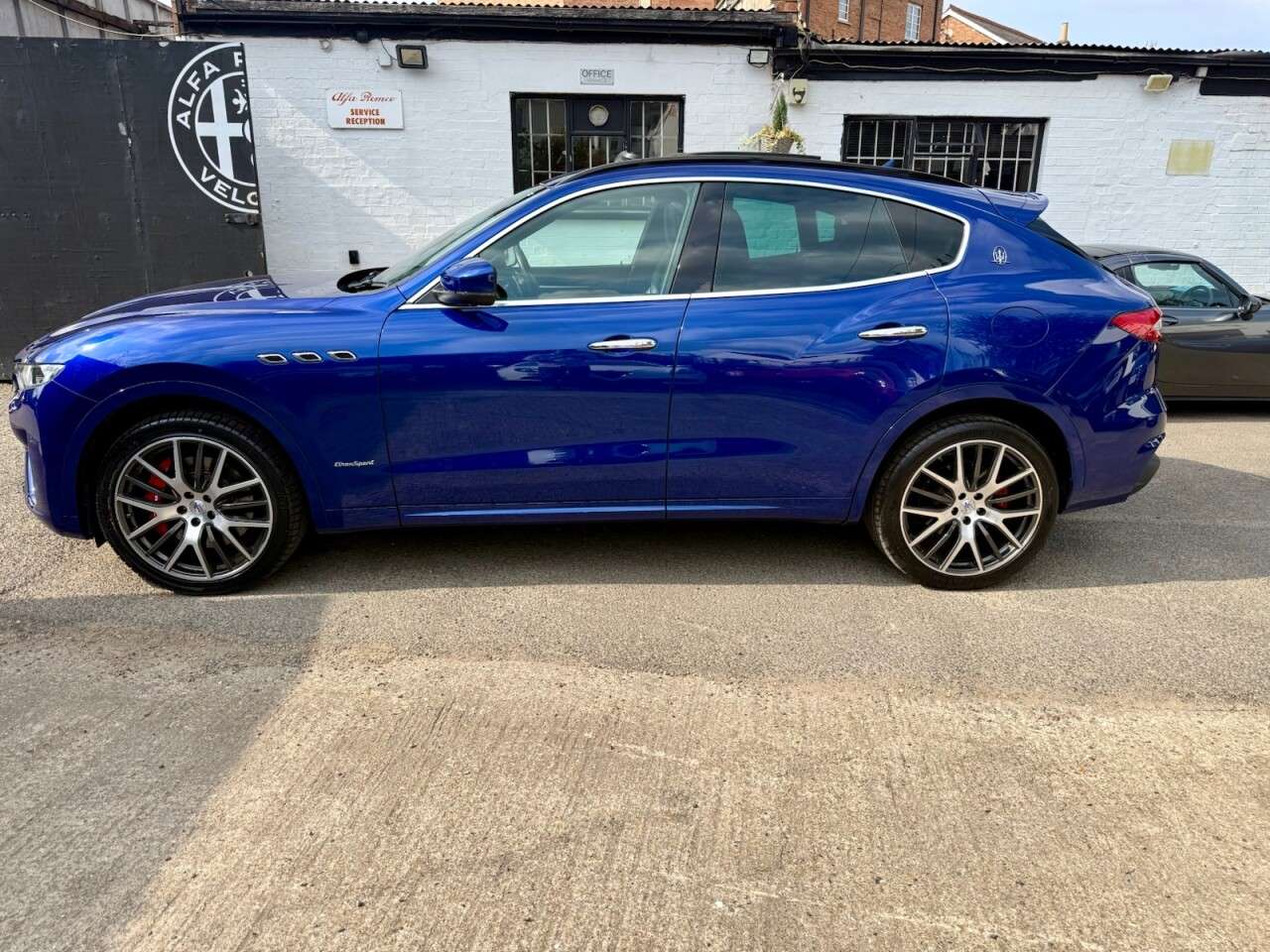 2019 MASERATI LEVANTE 2019 MASERATI LEVANTE