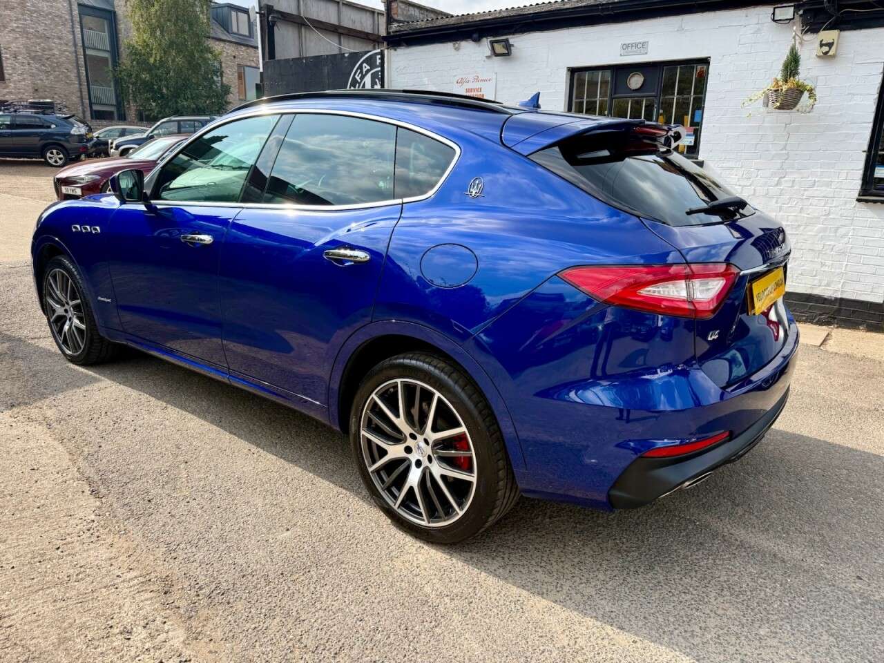 2019 MASERATI LEVANTE 2019 MASERATI LEVANTE