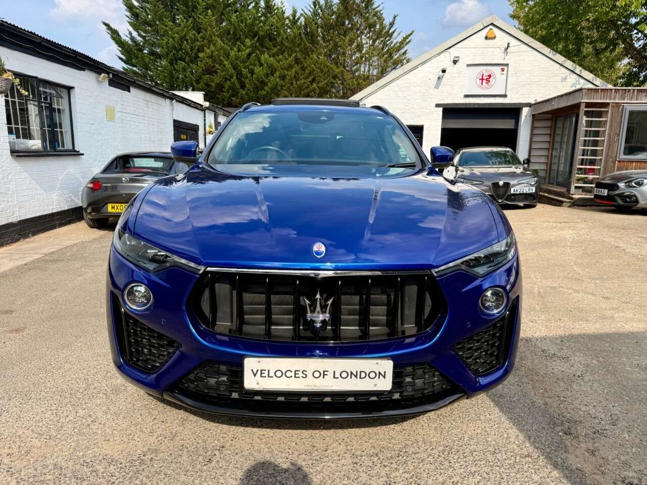 A 2019 MASERATI LEVANTE 3.0 V6 SUV 5dr Petrol ZF 4WD Euro 6 (s/s) (350 ps) 21" ALLOYS + RED BREMBO A 2019 MASERATI LEVANTE 3.0 V6 SUV 5dr Petrol ZF 4WD Euro 6 (s/s) (350 ps) 21" ALLOYS + RED BREMBO