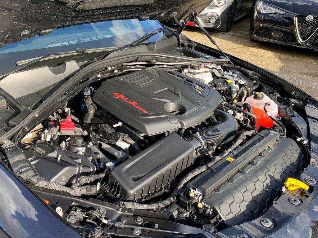 2021 ALFA ROMEO GIULIA 2021 ALFA ROMEO GIULIA