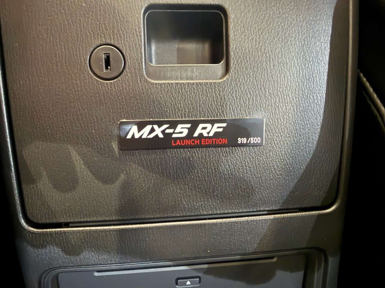 2017 MAZDA MX-5 RF 2017 MAZDA MX-5 RF