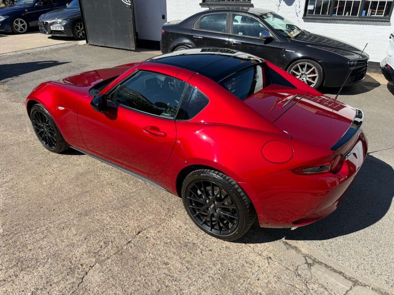 2017 MAZDA MX-5 RF 2017 MAZDA MX-5 RF