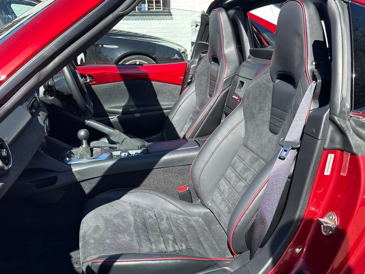 2017 MAZDA MX-5 RF 2017 MAZDA MX-5 RF