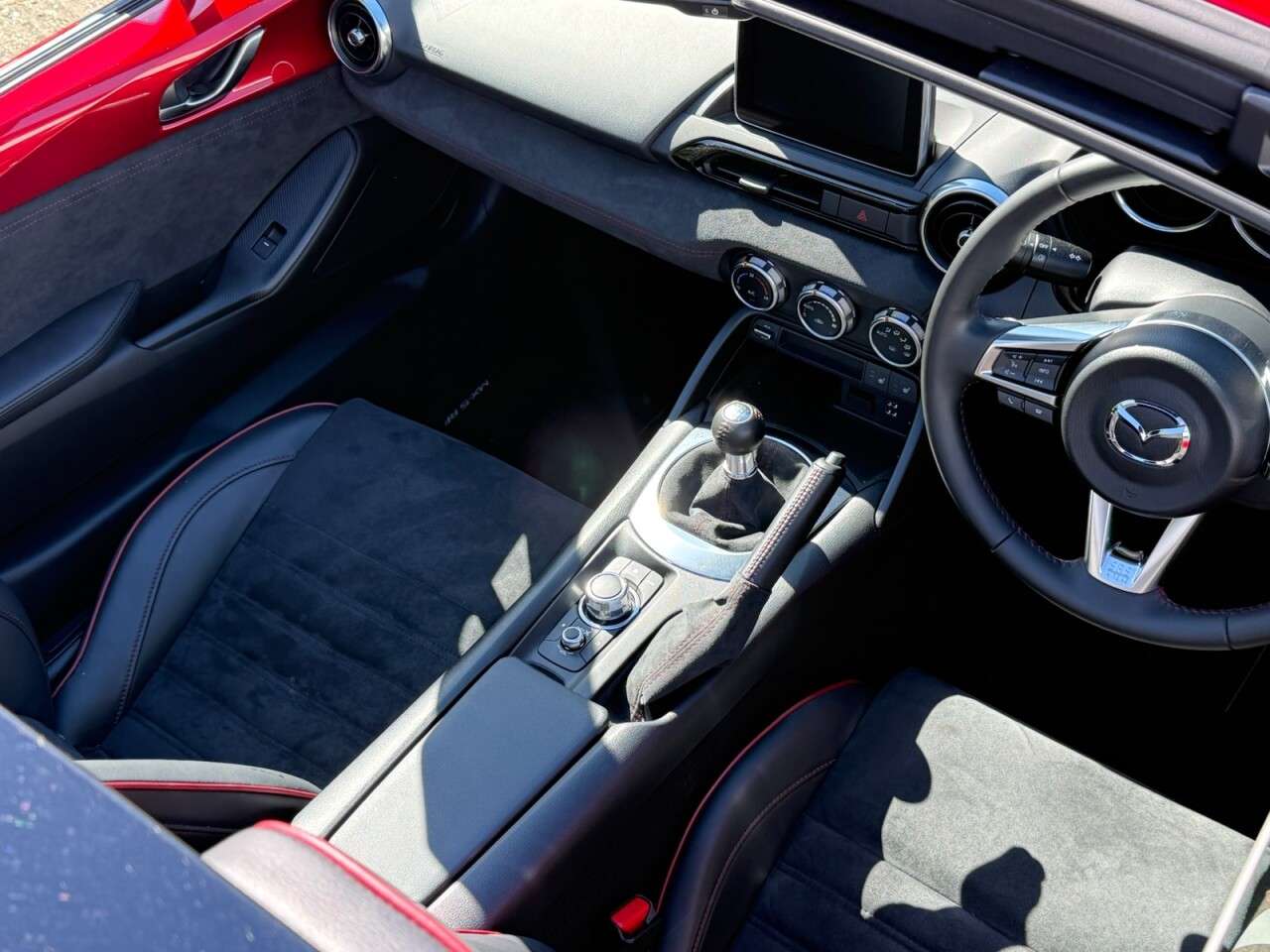 2017 MAZDA MX-5 RF 2017 MAZDA MX-5 RF