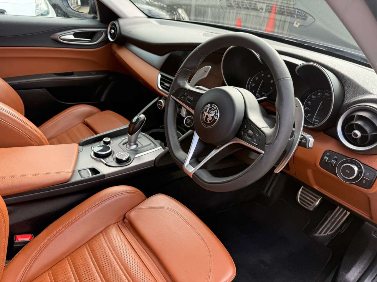 A 2017 ALFA ROMEO GIULIA 2.0T Veloce Saloon 4dr Petrol Auto Euro 6 (s/s) (320ps) 320BHP REMAP + CARB A 2017 ALFA ROMEO GIULIA 2.0T Veloce Saloon 4dr Petrol Auto Euro 6 (s/s) (320ps) 320BHP REMAP + CARB