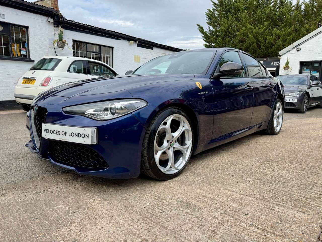 A 2017 ALFA ROMEO GIULIA 2.0T Veloce Saloon 4dr Petrol Auto Euro 6 (s/s) (320ps) 320BHP REMAP + CARB A 2017 ALFA ROMEO GIULIA 2.0T Veloce Saloon 4dr Petrol Auto Euro 6 (s/s) (320ps) 320BHP REMAP + CARB