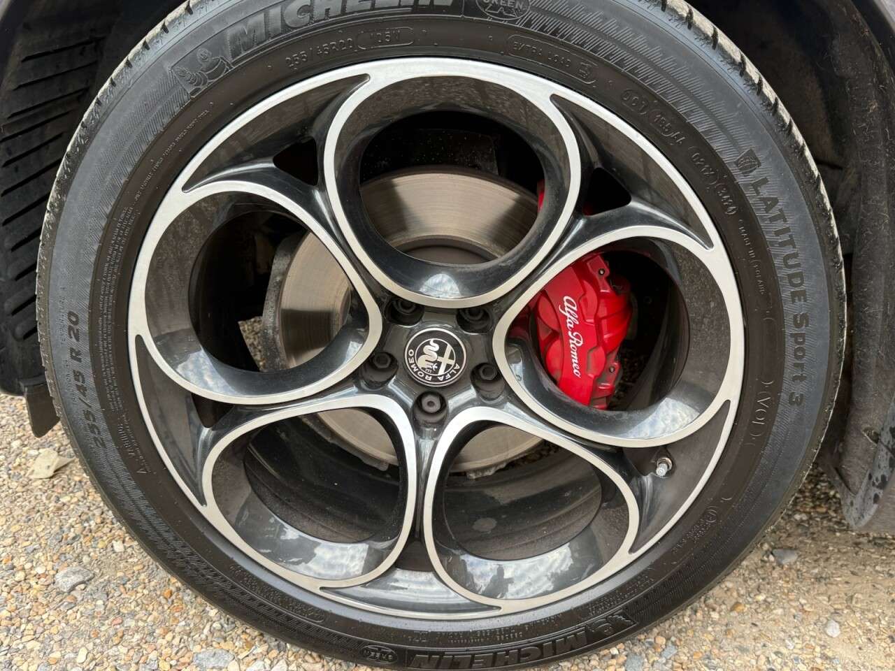 2021 ALFA ROMEO STELVIO 2021 ALFA ROMEO STELVIO