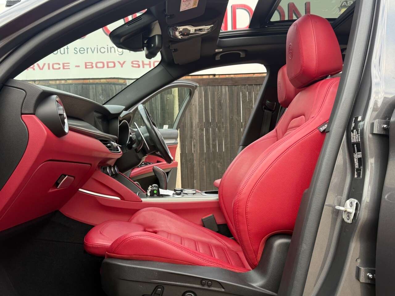 2021 ALFA ROMEO STELVIO 2021 ALFA ROMEO STELVIO