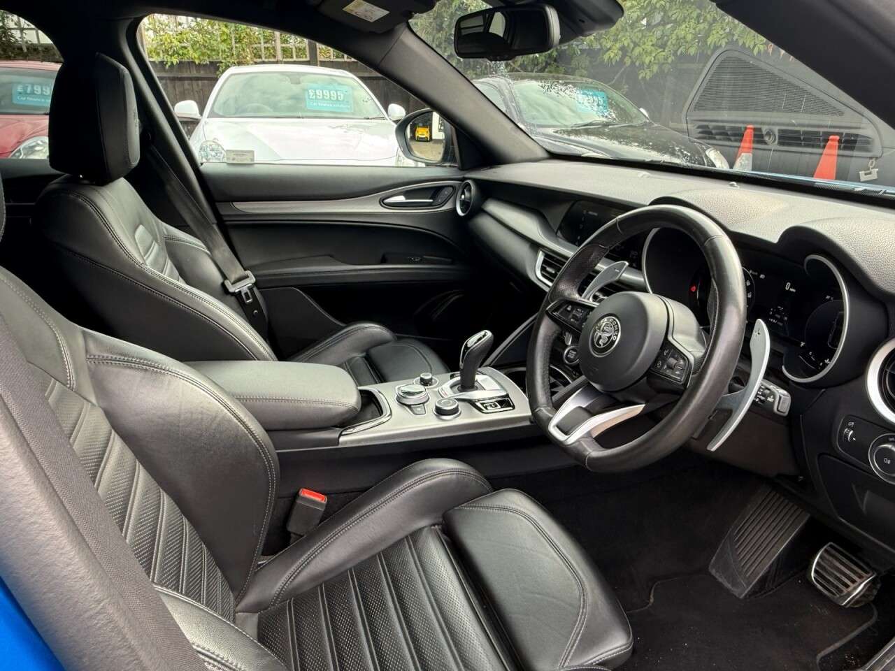 A 2023 ALFA ROMEO STELVIO 2.0T Veloce SUV 5dr Petrol Auto Q4 AWD Euro 6 (s/s) (280 ps) JUST HAD FULL A 2023 ALFA ROMEO STELVIO 2.0T Veloce SUV 5dr Petrol Auto Q4 AWD Euro 6 (s/s) (280 ps) JUST HAD FULL