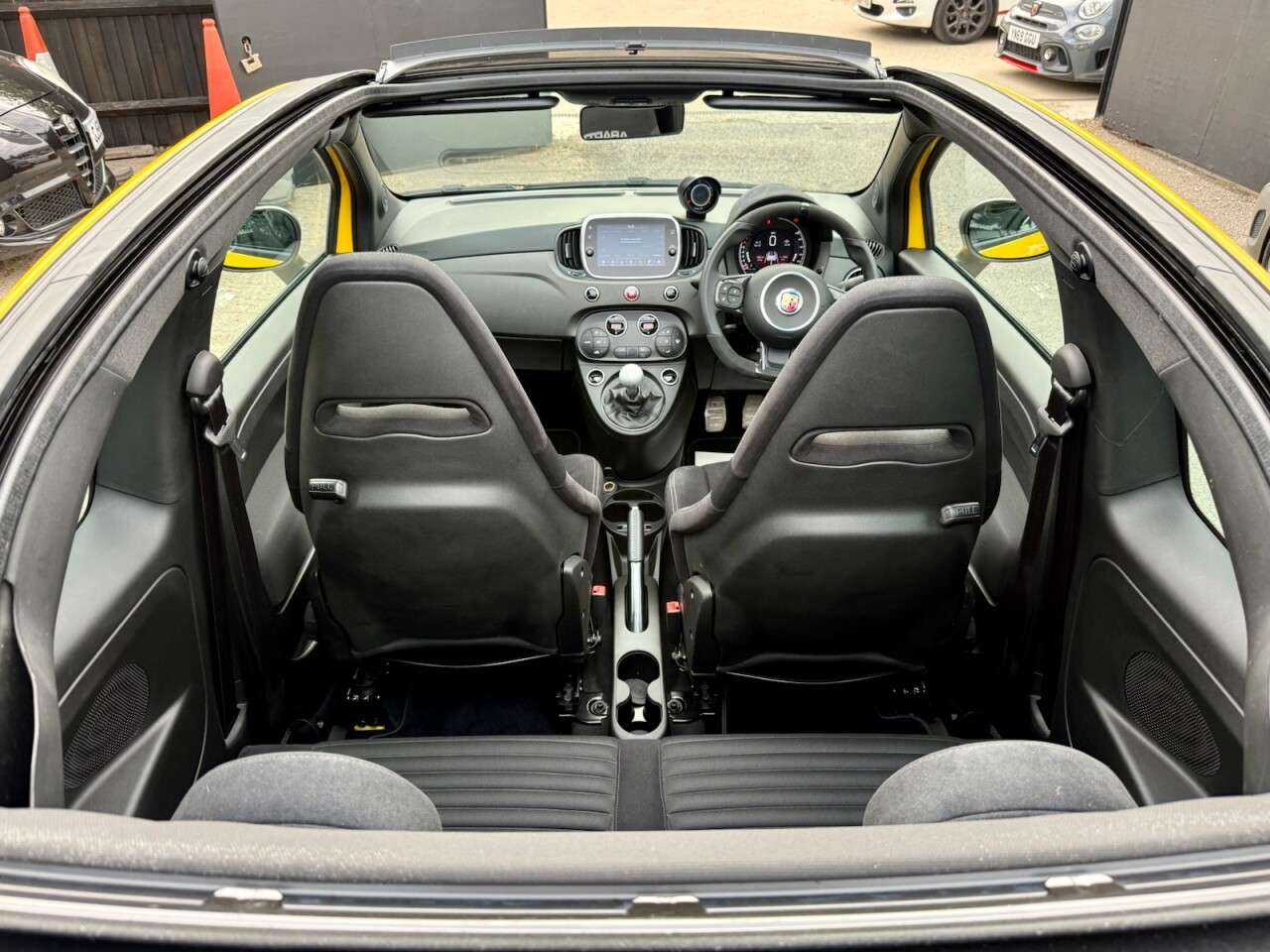 2021 ABARTH 595C 2021 ABARTH 595C