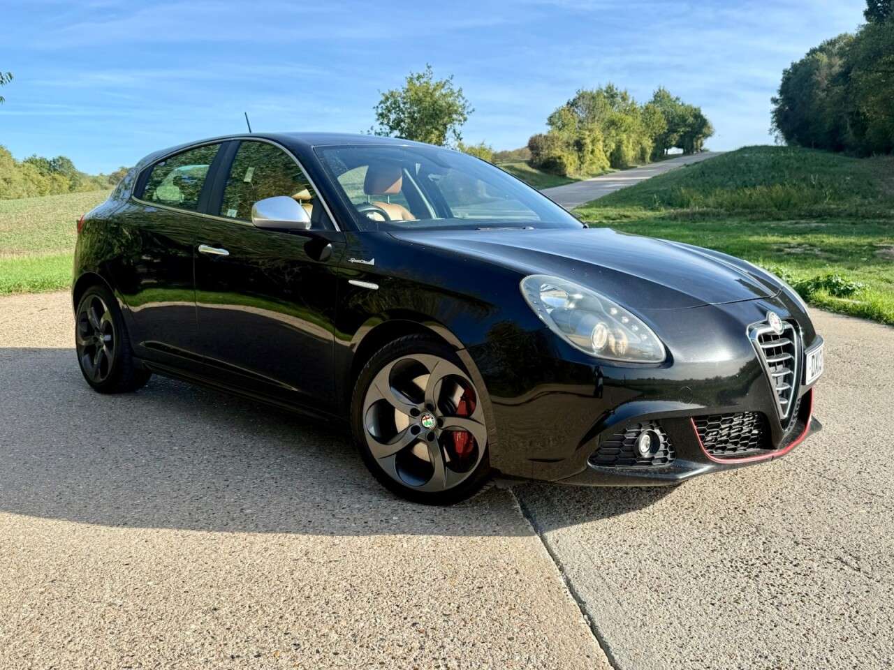 A 2013 ALFA ROMEO GIULIETTA 1.4 TB MultiAir Sportiva Hatchback 5dr Petrol Manual Euro 5 (s/s) (170 bhp) A 2013 ALFA ROMEO GIULIETTA 1.4 TB MultiAir Sportiva Hatchback 5dr Petrol Manual Euro 5 (s/s) (170 bhp)