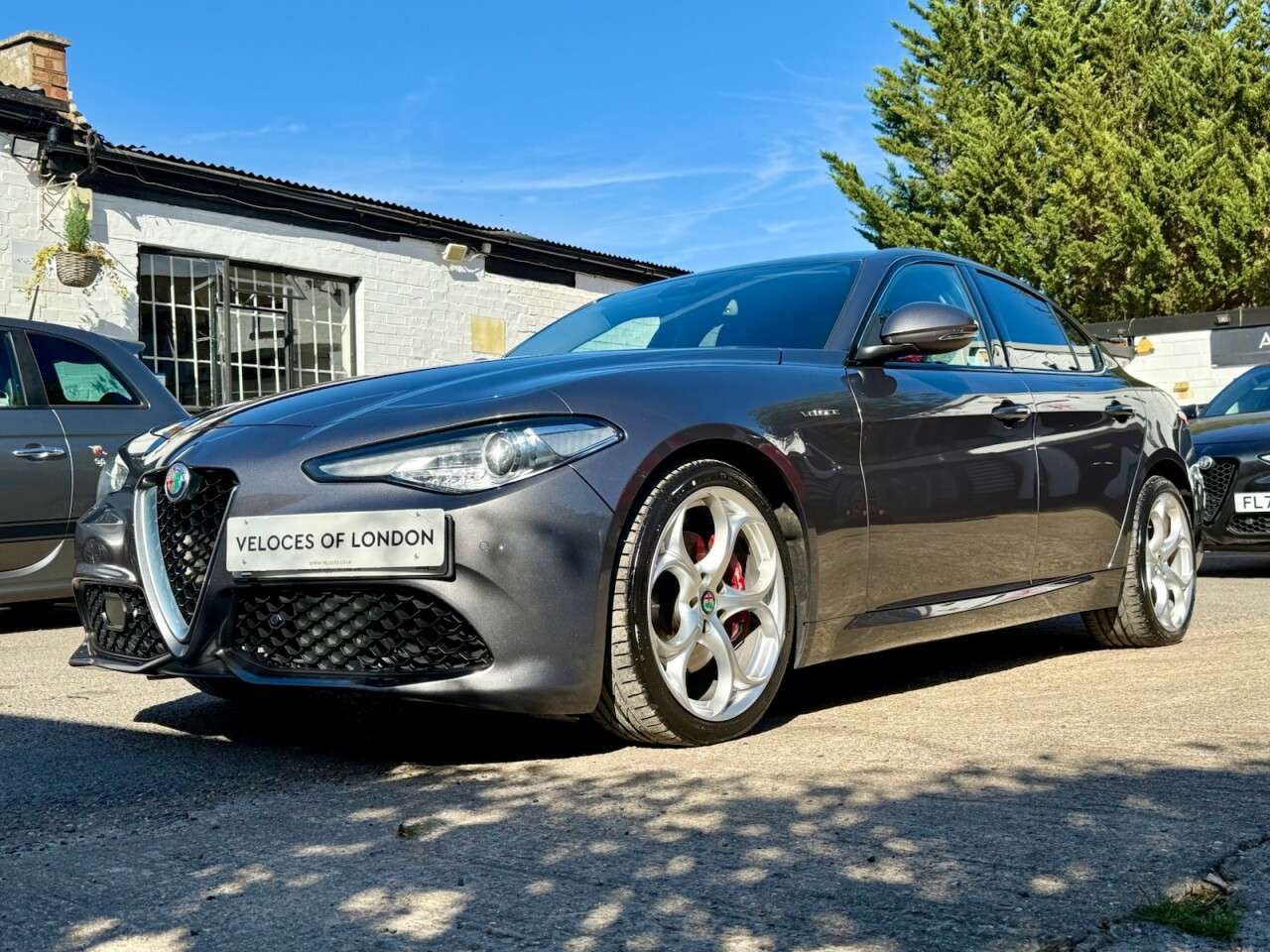 A 2020 ALFA ROMEO GIULIA 2.0T Veloce Saloon 4dr Petrol Auto Euro 6 (s/s) (280 ps) FULL HISTORY + WAR A 2020 ALFA ROMEO GIULIA 2.0T Veloce Saloon 4dr Petrol Auto Euro 6 (s/s) (280 ps) FULL HISTORY + WAR