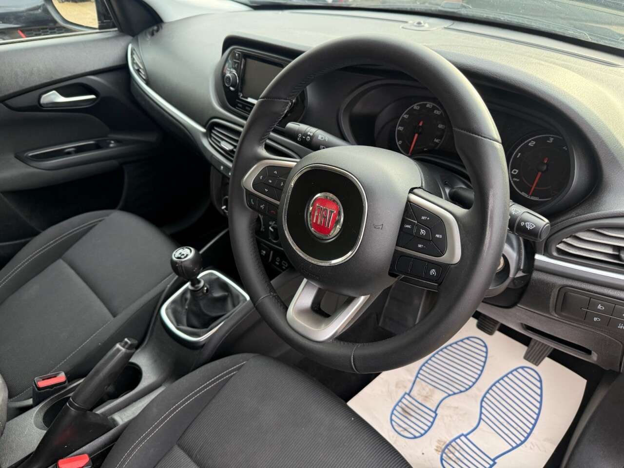 A 2017 FIAT TIPO 1.4 MPI Easy Plus Hatchback 5dr Petrol Manual Euro 6 (95 ps) REAR VIEW CAME A 2017 FIAT TIPO 1.4 MPI Easy Plus Hatchback 5dr Petrol Manual Euro 6 (95 ps) REAR VIEW CAME