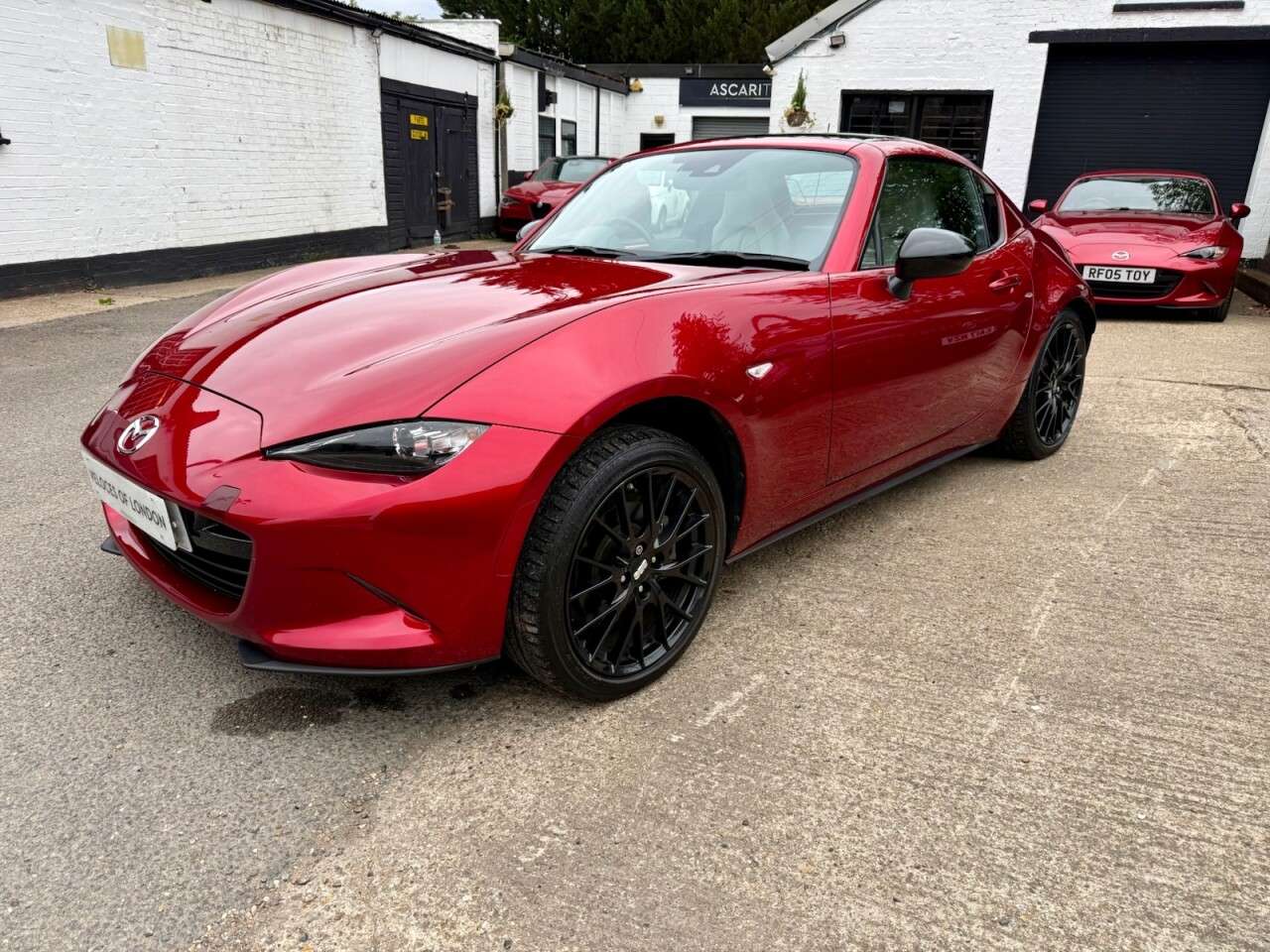A 2021 MAZDA MX-5 RF 2.0 SKYACTIV-G GT Sport Tech Convertible 2dr Petrol Manual Euro 6 (s/s) (18 A 2021 MAZDA MX-5 RF 2.0 SKYACTIV-G GT Sport Tech Convertible 2dr Petrol Manual Euro 6 (s/s) (18