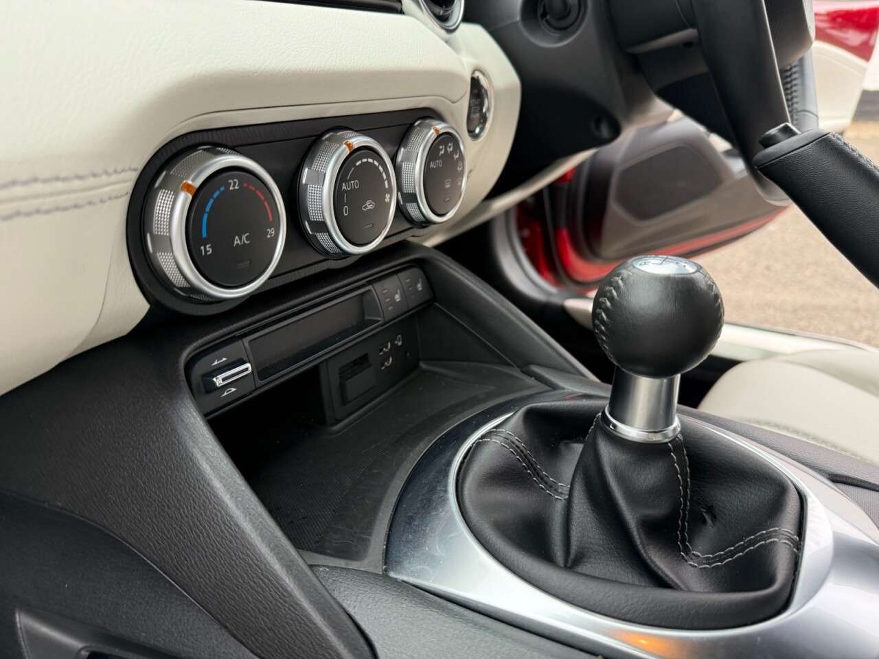 2021 MAZDA MX-5 RF 2021 MAZDA MX-5 RF