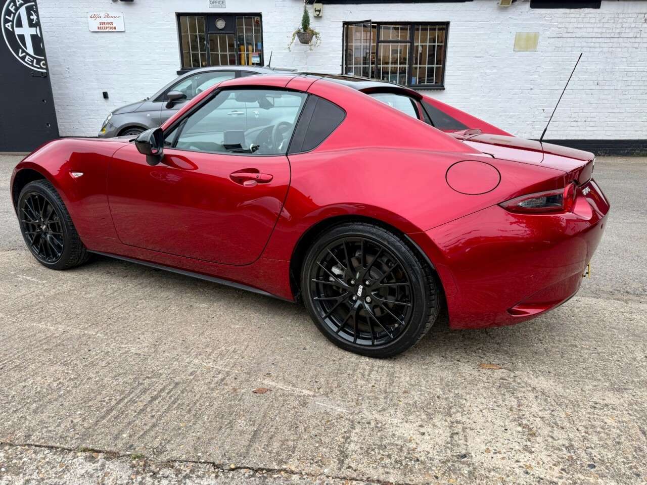 2021 MAZDA MX-5 RF 2021 MAZDA MX-5 RF