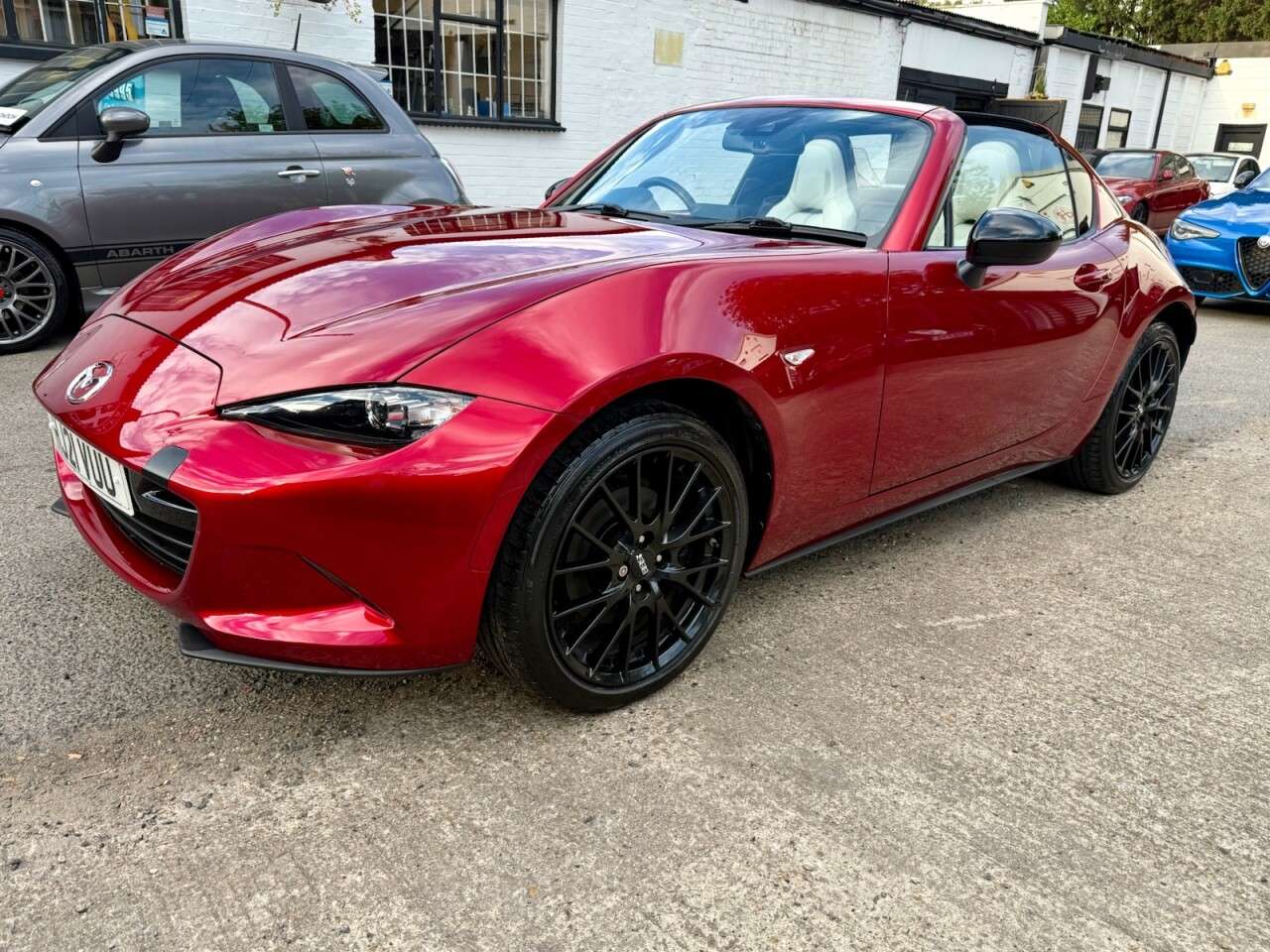2021 MAZDA MX-5 RF 2021 MAZDA MX-5 RF