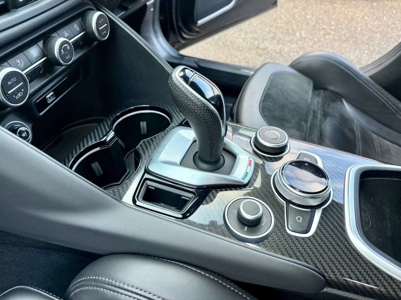 2021 ALFA ROMEO GIULIA 2021 ALFA ROMEO GIULIA