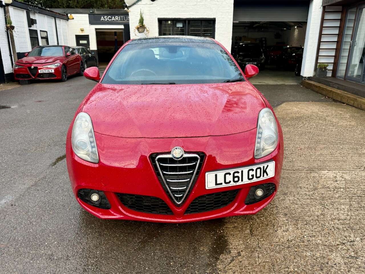 A 2011 ALFA ROMEO GIULIETTA 1.4 TB MultiAir Lusso Hatchback 5dr Petrol Manual Euro 5 (s/s) (170 bhp) JU A 2011 ALFA ROMEO GIULIETTA 1.4 TB MultiAir Lusso Hatchback 5dr Petrol Manual Euro 5 (s/s) (170 bhp) JU