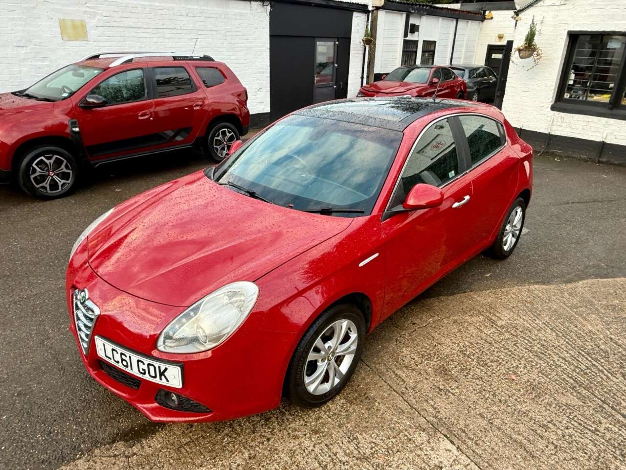 A 2011 ALFA ROMEO GIULIETTA 1.4 TB MultiAir Lusso Hatchback 5dr Petrol Manual Euro 5 (s/s) (170 bhp) JU A 2011 ALFA ROMEO GIULIETTA 1.4 TB MultiAir Lusso Hatchback 5dr Petrol Manual Euro 5 (s/s) (170 bhp) JU