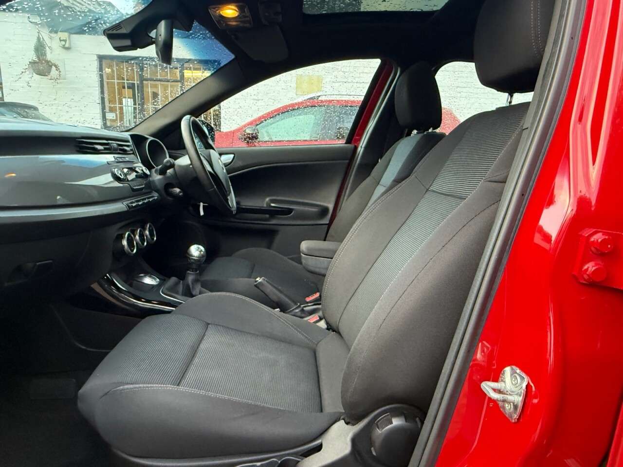 2011 ALFA ROMEO GIULIETTA 2011 ALFA ROMEO GIULIETTA