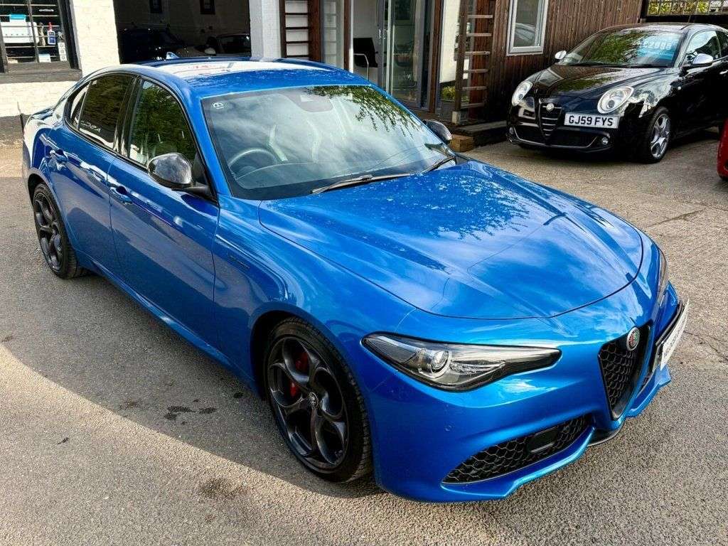 A 2019 ALFA ROMEO GIULIA 2.0T Veloce Ti Saloon 4dr Petrol Auto Euro 6 (s/s) (280 ps) FULL ALFA HISTO A 2019 ALFA ROMEO GIULIA 2.0T Veloce Ti Saloon 4dr Petrol Auto Euro 6 (s/s) (280 ps) FULL ALFA HISTO