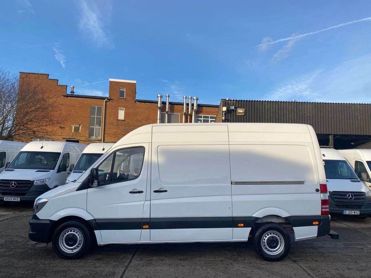 A 2018 MERCEDES-BENZ SPRINTER 2.1 314 CDI L2 H2 MWB H/ROOF 141BHP. EU6. FINANCE. PX. A 2018 MERCEDES-BENZ SPRINTER 2.1 314 CDI L2 H2 MWB H/ROOF 141BHP. EU6. FINANCE. PX.