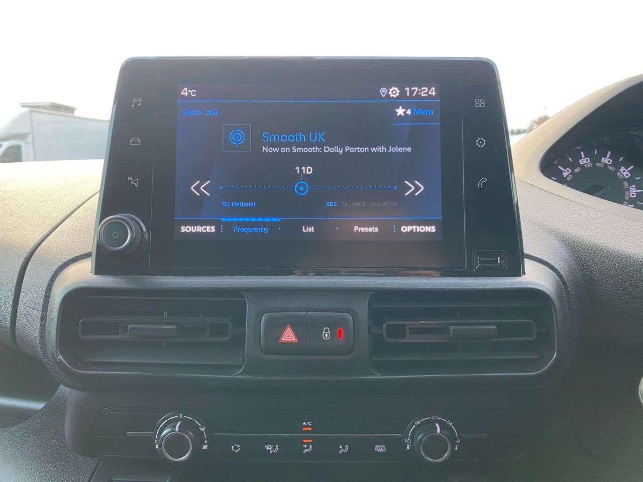 A null PEUGEOT PARTNER 1.6 BLUE HDI PROFESSIONAL L1 SWB 100BHP. AIRCON. SENSORS. 48K MILES. NEW SH A null PEUGEOT PARTNER 1.6 BLUE HDI PROFESSIONAL L1 SWB 100BHP. AIRCON. SENSORS. 48K MILES. NEW SH