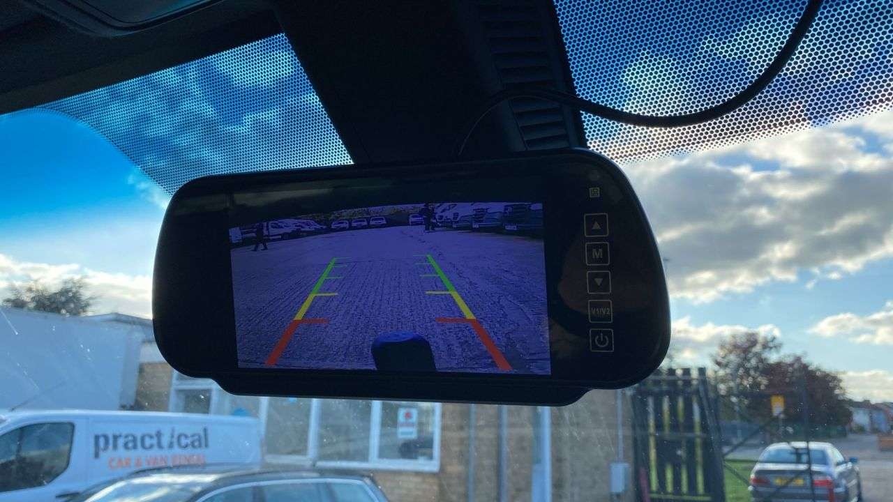 A 2021 MERCEDES-BENZ SPRINTER 2.0 315 CDI L3 PROGRESSIVE RWD DROPSIDE PICK UP FLATBED TAIL LIFT 3.5T 150B A 2021 MERCEDES-BENZ SPRINTER 2.0 315 CDI L3 PROGRESSIVE RWD DROPSIDE PICK UP FLATBED TAIL LIFT 3.5T 150B