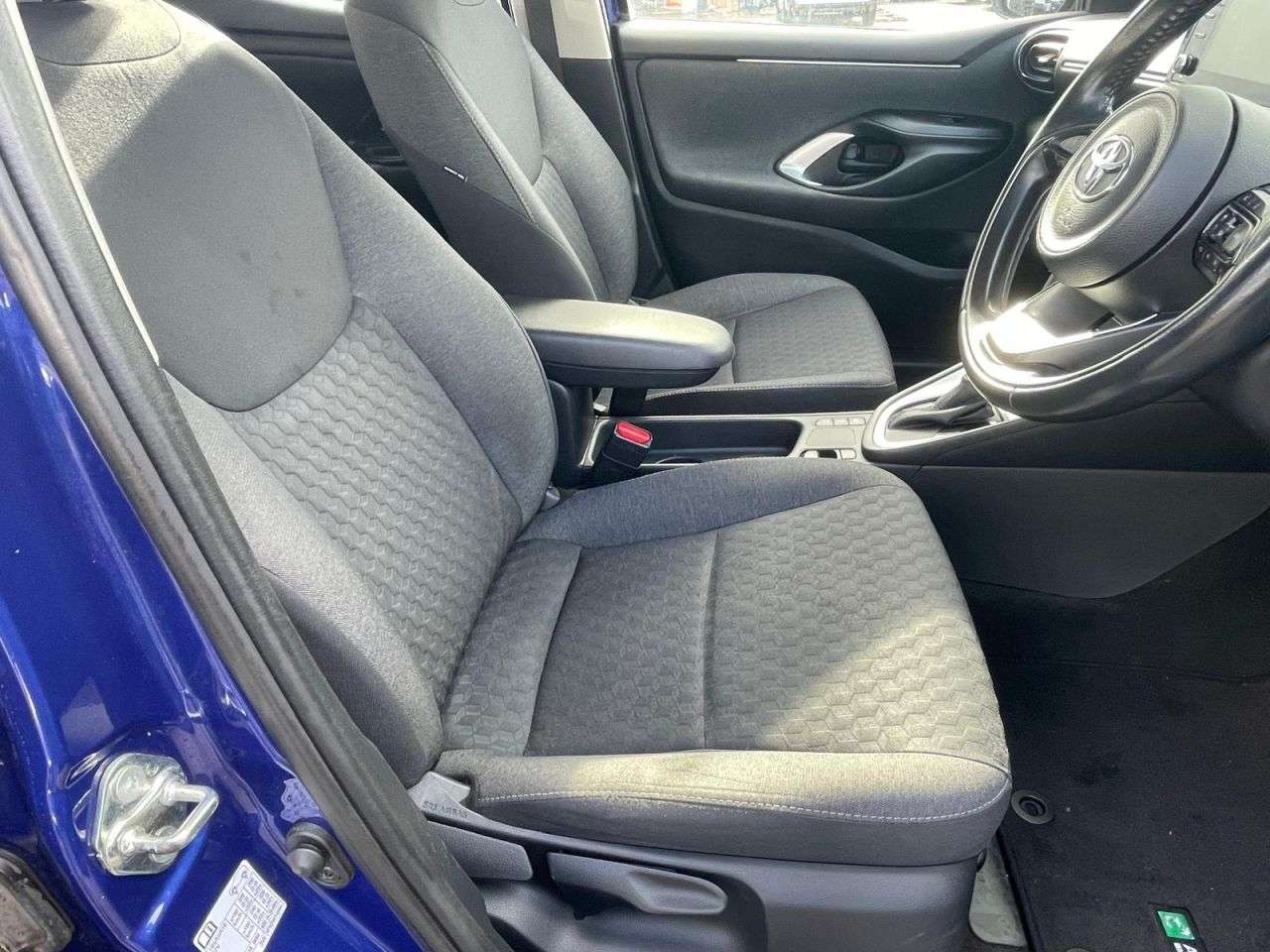 2021 TOYOTA YARIS 2021 TOYOTA YARIS