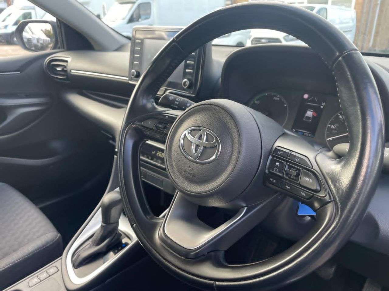 2021 TOYOTA YARIS 2021 TOYOTA YARIS