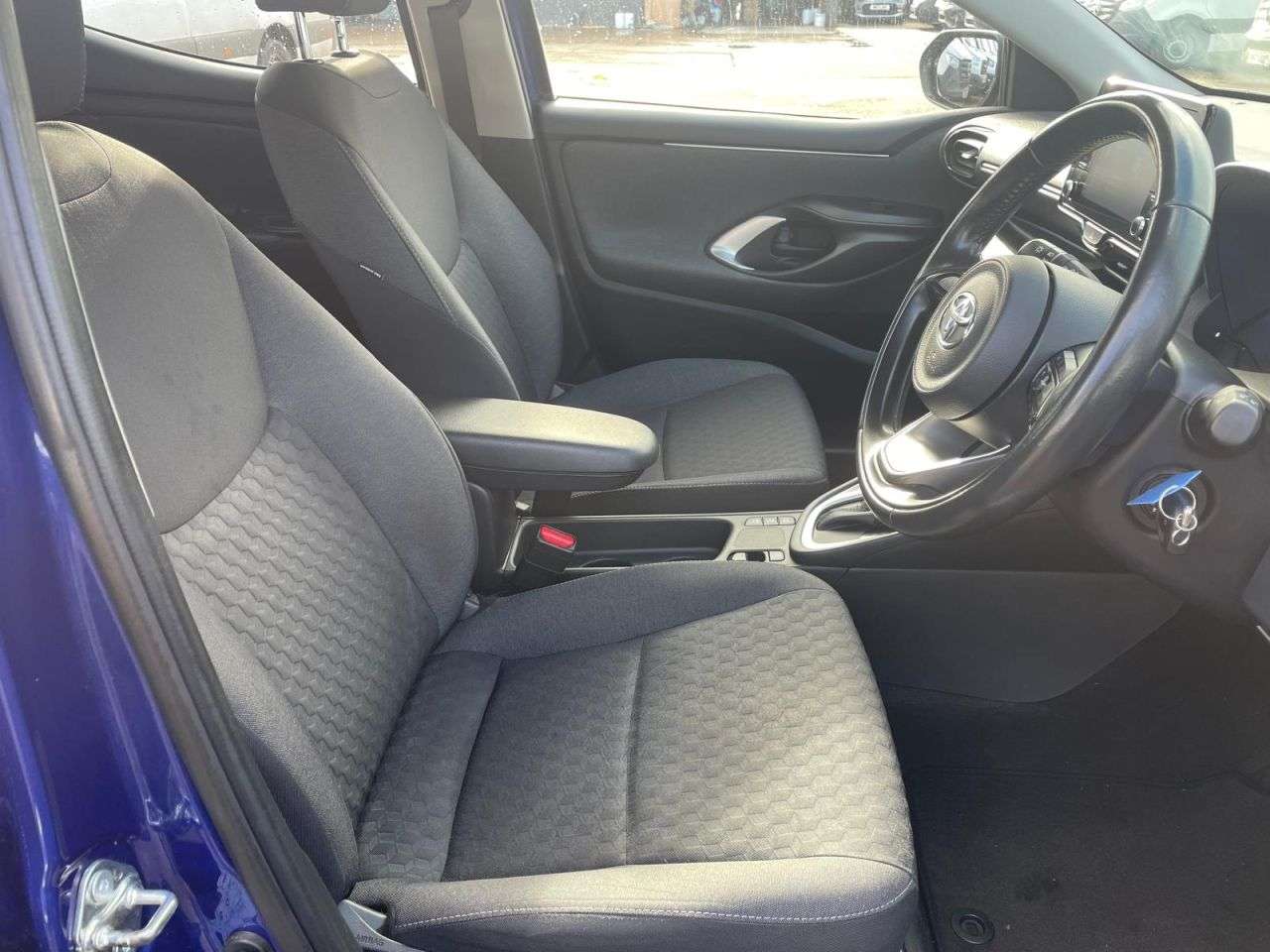 2021 TOYOTA YARIS 2021 TOYOTA YARIS