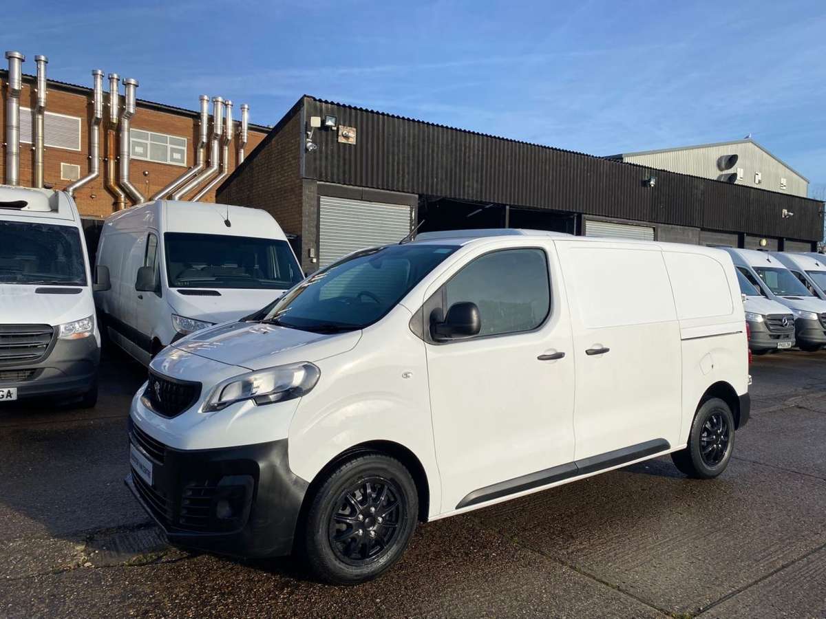 Check out this Peugeot Expert 2019 Diesel Manual