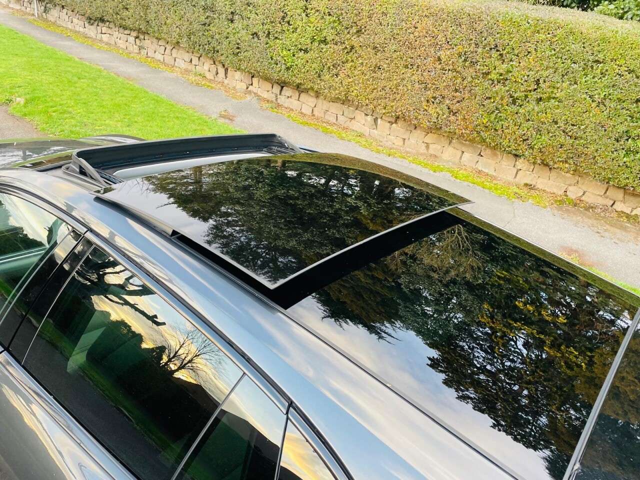 2017 PORSCHE PANAMERA 2017 PORSCHE PANAMERA