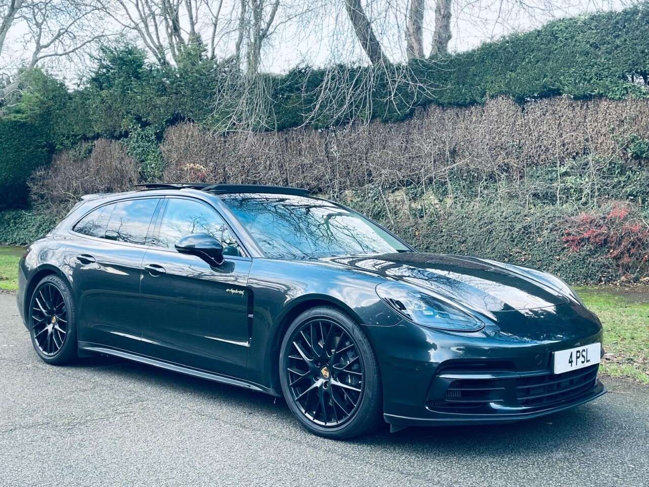 2017 PORSCHE PANAMERA 2017 PORSCHE PANAMERA