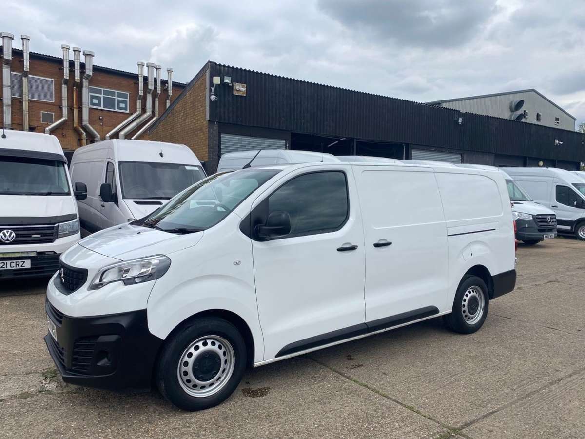 Check out this Peugeot Expert 2021 Diesel Manual