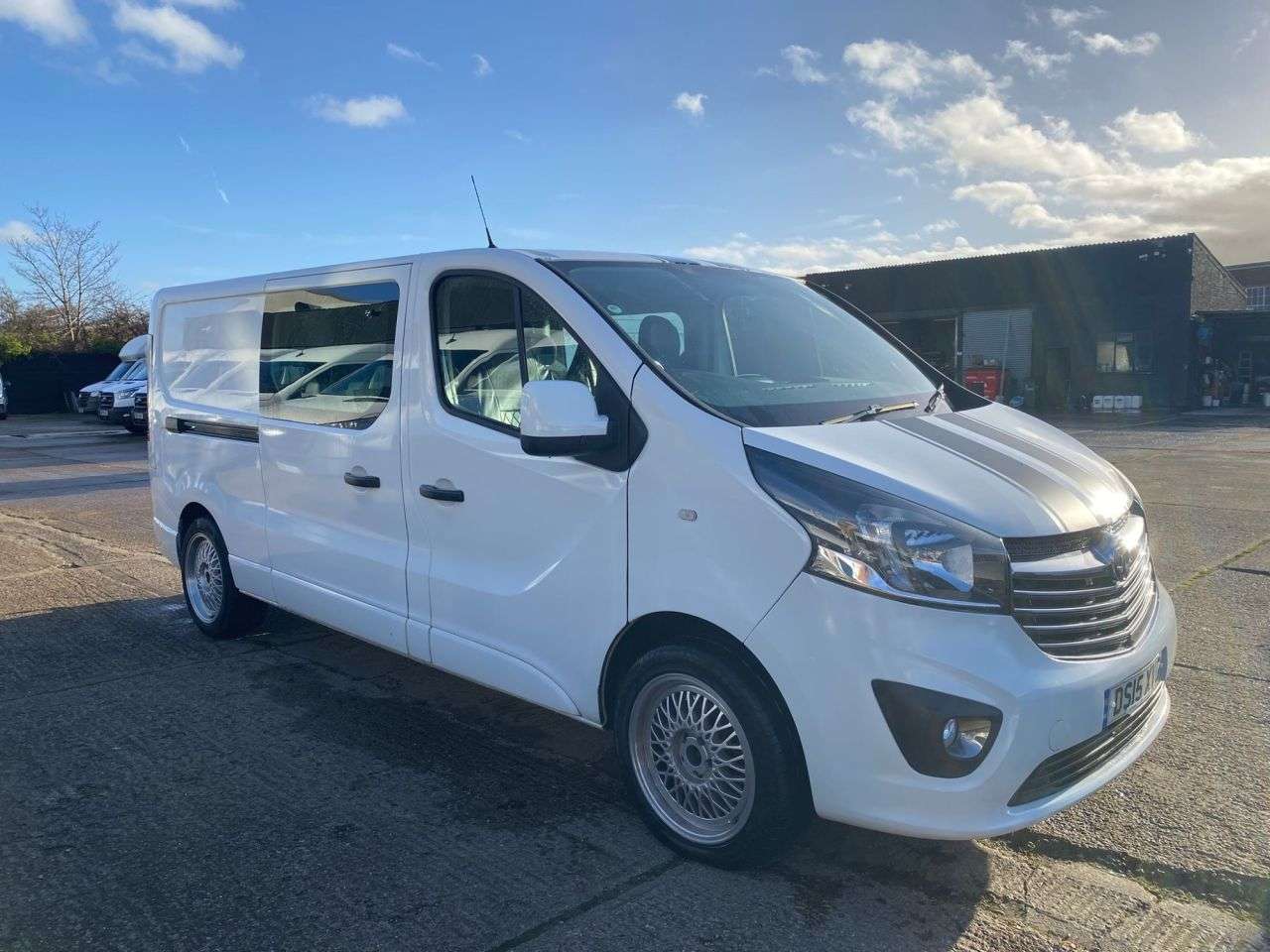 2015 VAUXHALL VIVARO 2015 VAUXHALL VIVARO
