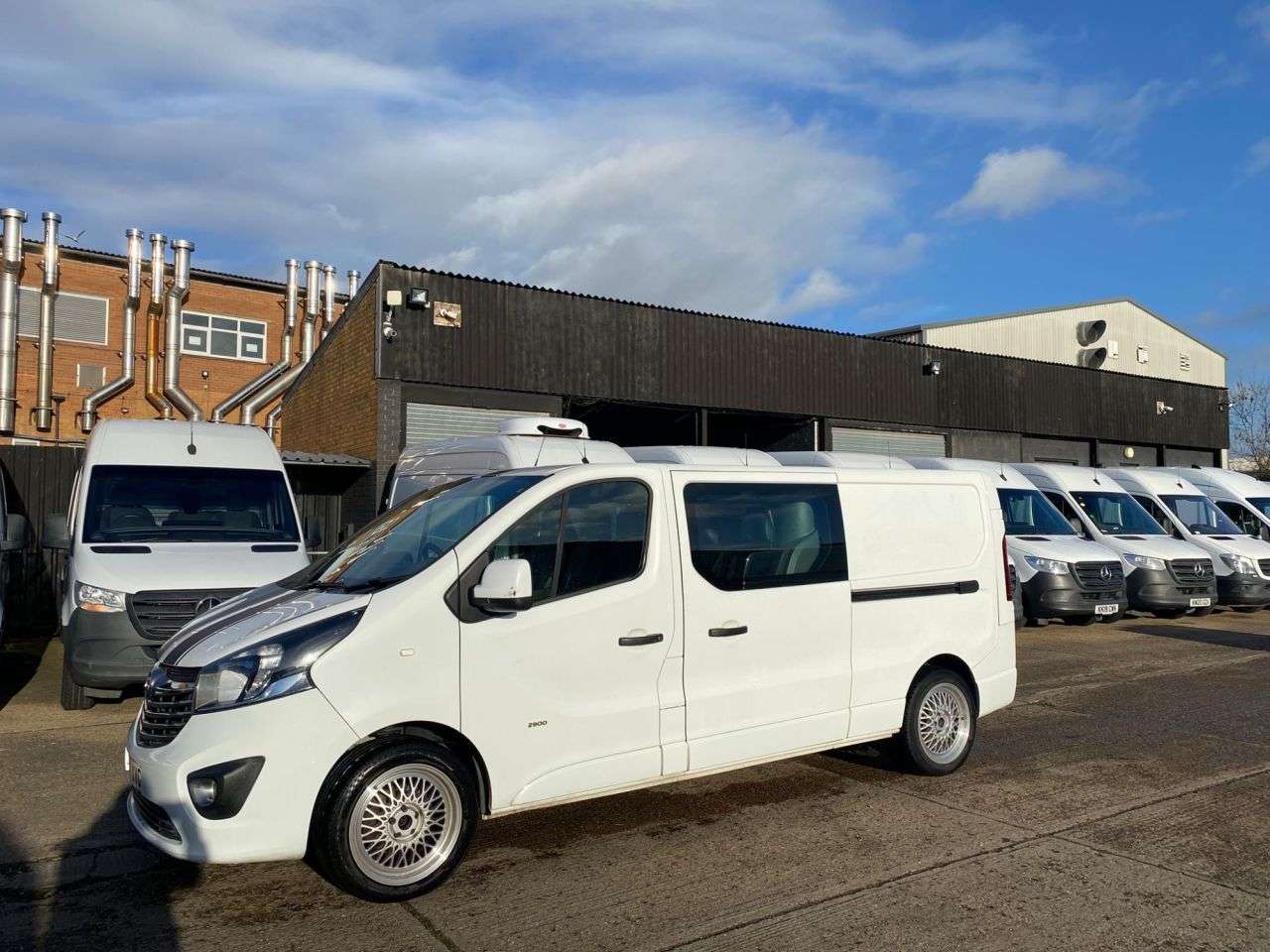 2015 VAUXHALL VIVARO 2015 VAUXHALL VIVARO