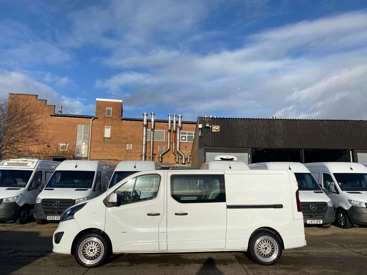 2015 VAUXHALL VIVARO 2015 VAUXHALL VIVARO