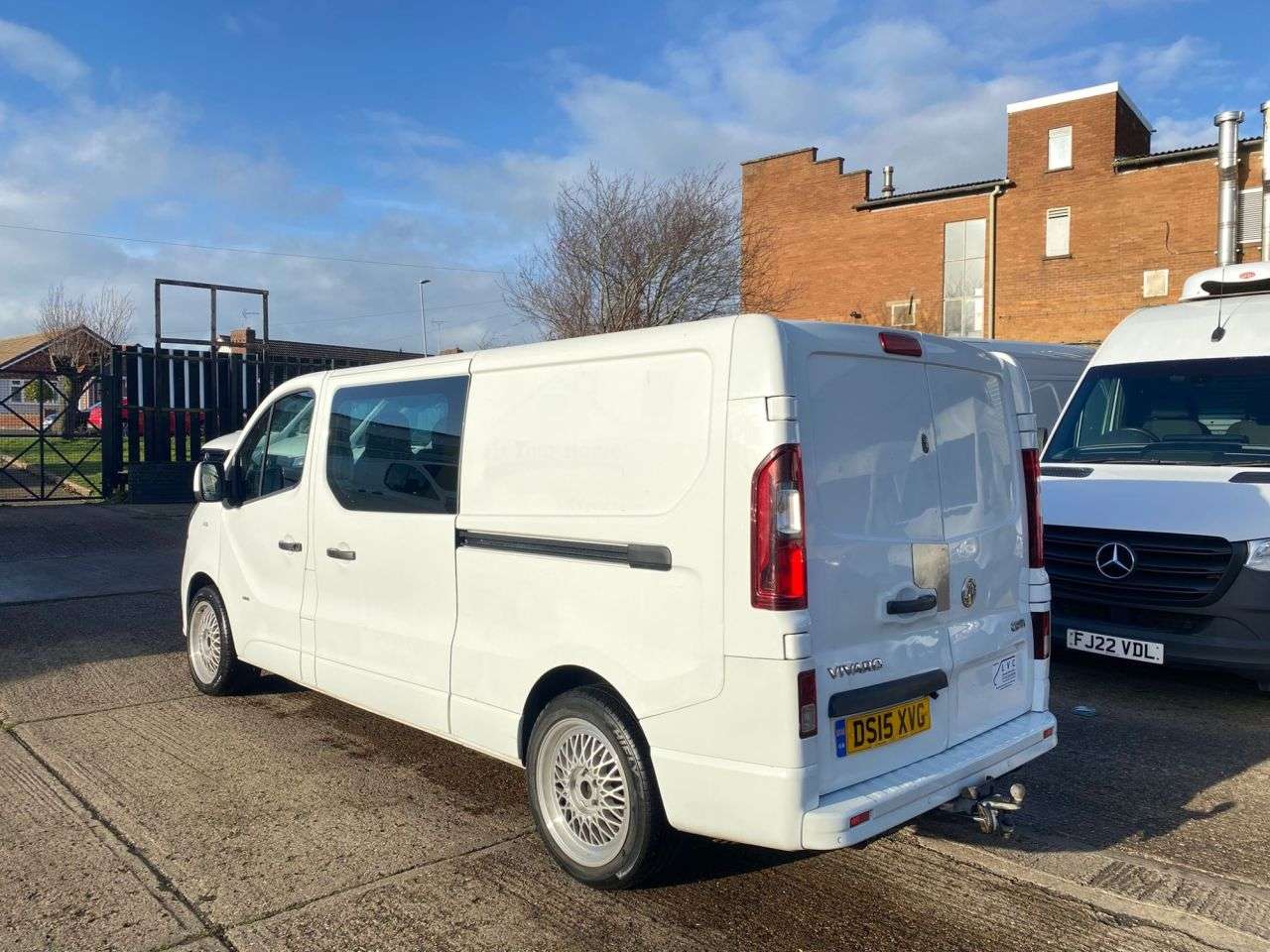 2015 VAUXHALL VIVARO 2015 VAUXHALL VIVARO