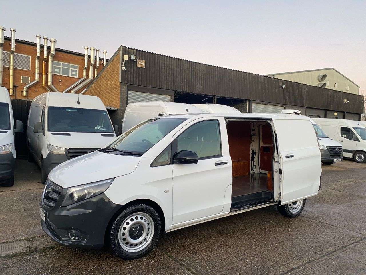 2017 MERCEDES-BENZ VITO 2017 MERCEDES-BENZ VITO