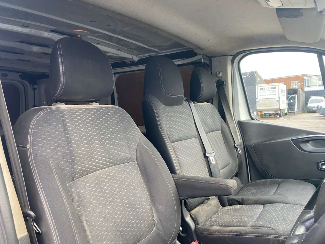 2016 VAUXHALL VIVARO 2016 VAUXHALL VIVARO