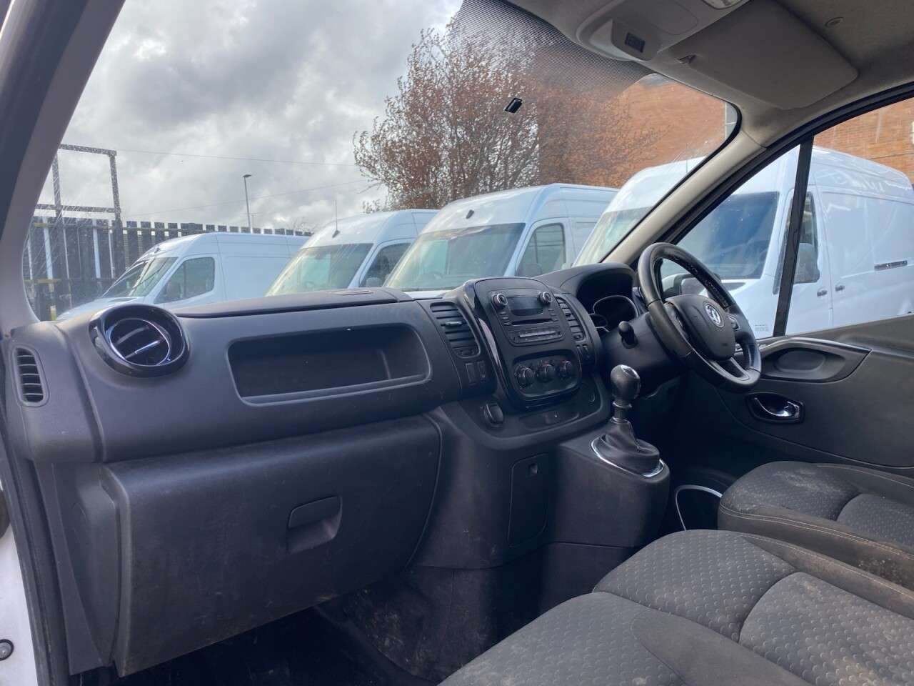 2016 VAUXHALL VIVARO 2016 VAUXHALL VIVARO