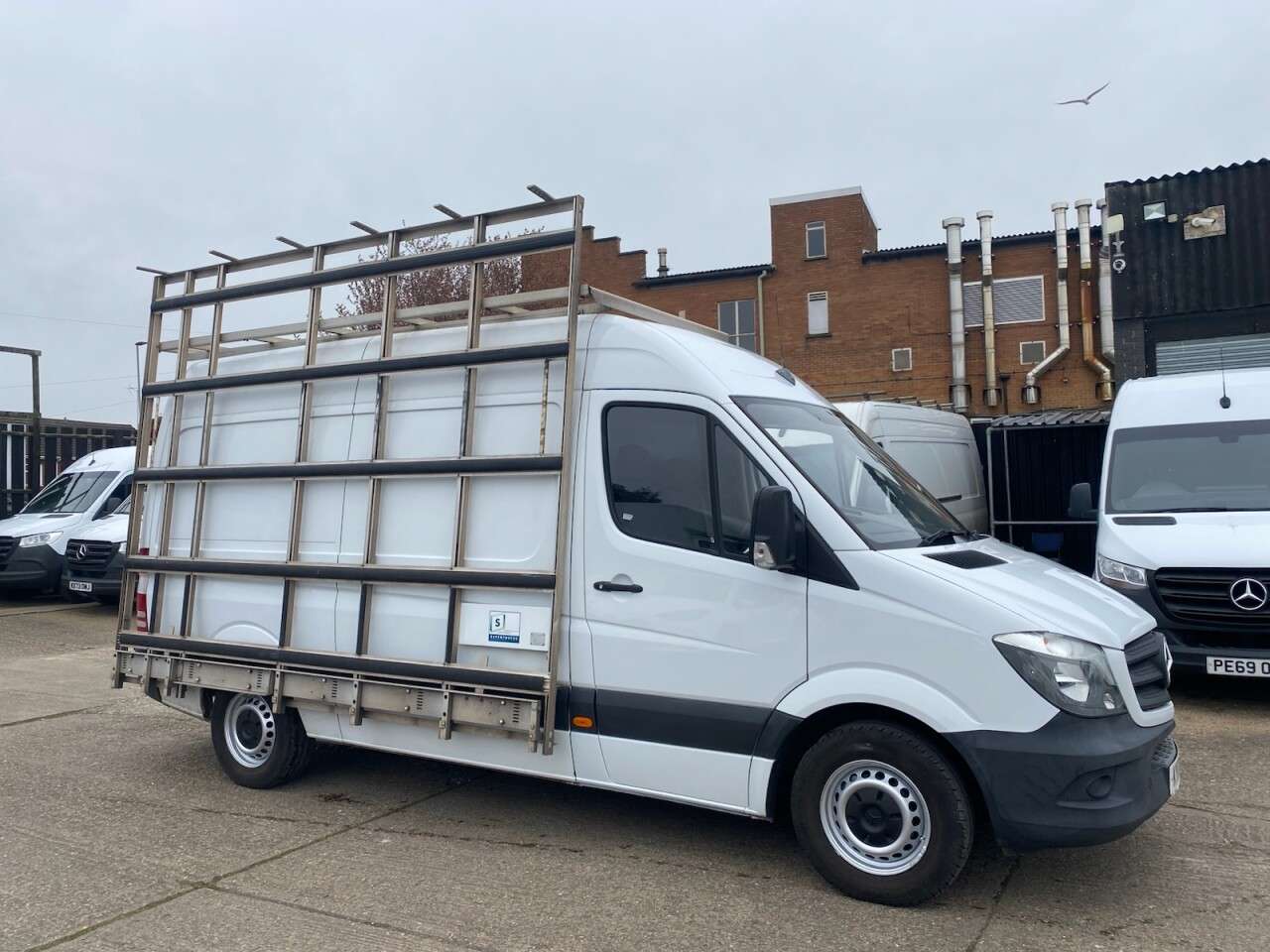 A 2017 MERCEDES-BENZ SPRINTER 2.1 314 CDI L2 H2 MWB RWD GLASS FRAIL WINDOW RACK CARRIER PANEL VAN 140BHP. A 2017 MERCEDES-BENZ SPRINTER 2.1 314 CDI L2 H2 MWB RWD GLASS FRAIL WINDOW RACK CARRIER PANEL VAN 140BHP.