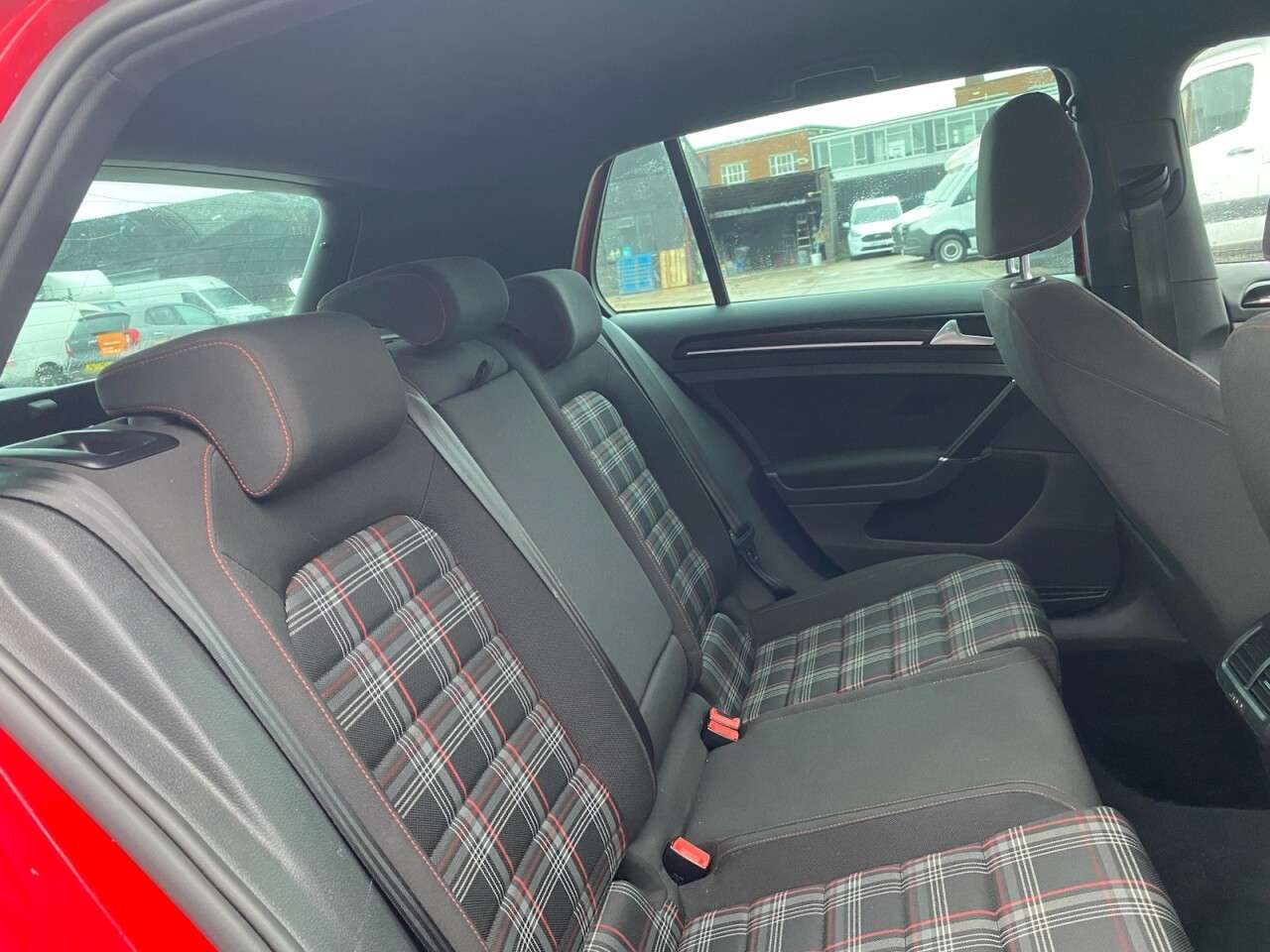 2015 VOLKSWAGEN GOLF 2015 VOLKSWAGEN GOLF