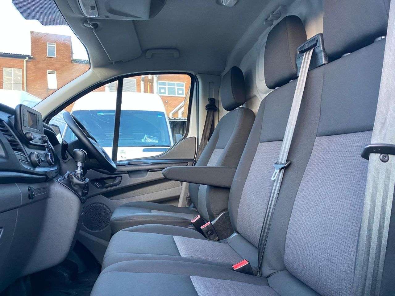 A 2022 FORD TRANSIT CUSTOM 2.0 TDCI T300 TREND ECOBLUE L2 LWB H1 LWB LOW ROOF. 130BHP. AC. SENSORS. LO A 2022 FORD TRANSIT CUSTOM 2.0 TDCI T300 TREND ECOBLUE L2 LWB H1 LWB LOW ROOF. 130BHP. AC. SENSORS. LO