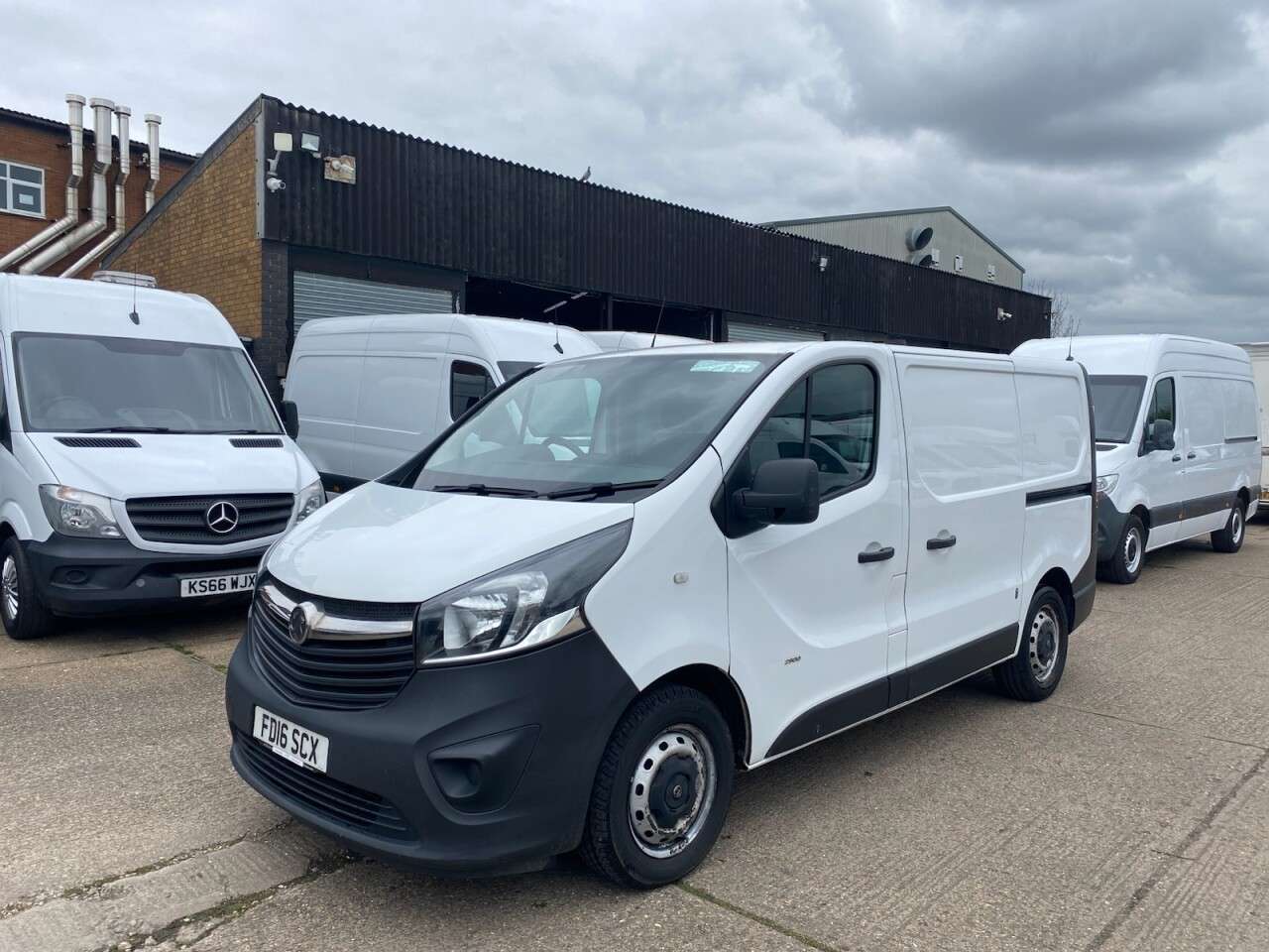 2016 VAUXHALL VIVARO 2016 VAUXHALL VIVARO