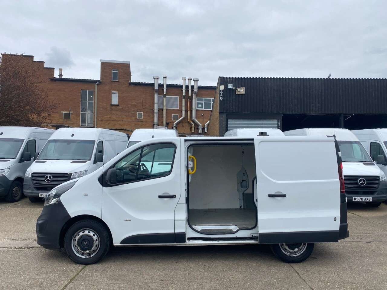 2016 VAUXHALL VIVARO 2016 VAUXHALL VIVARO