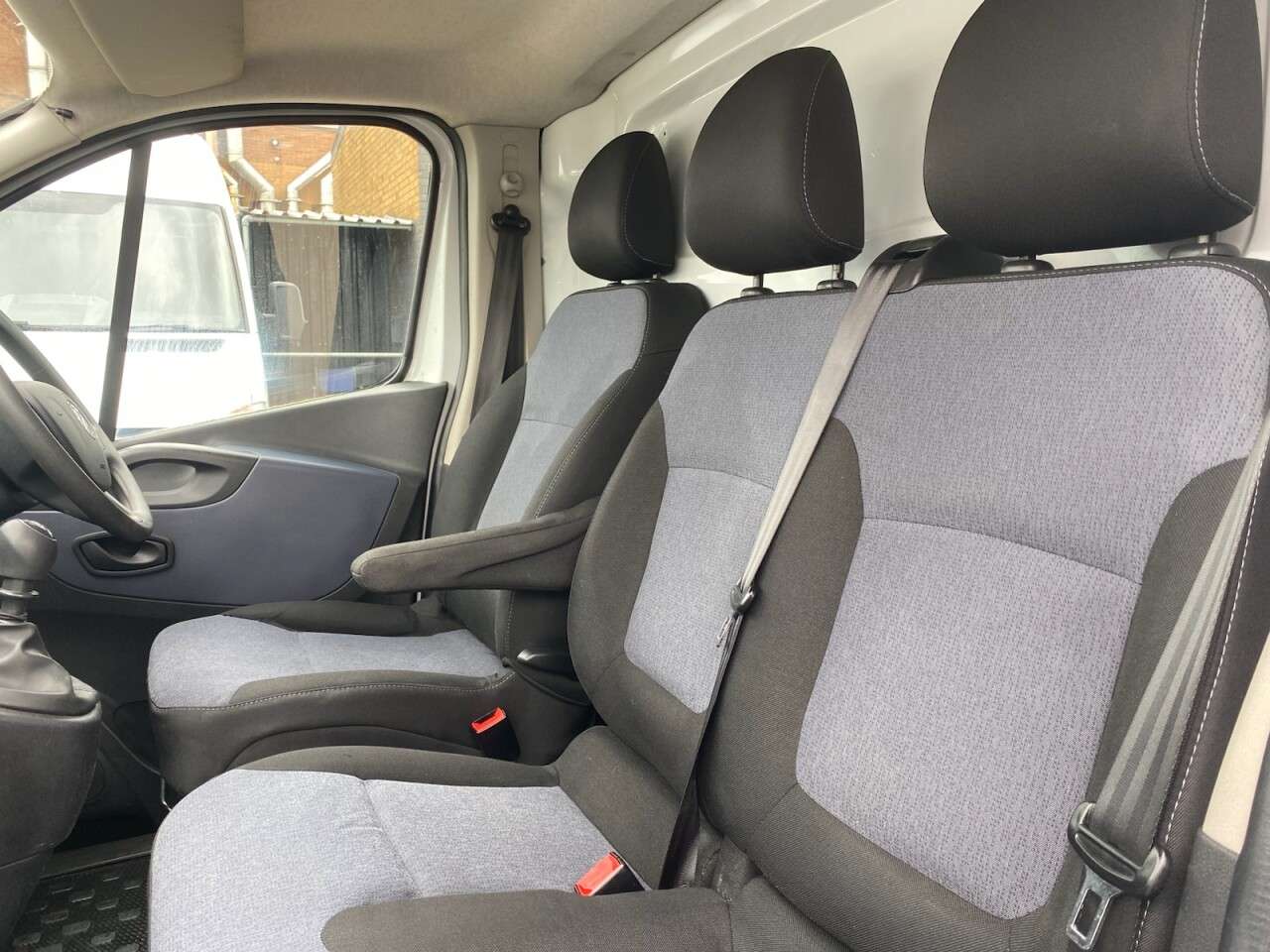 2016 VAUXHALL VIVARO 2016 VAUXHALL VIVARO